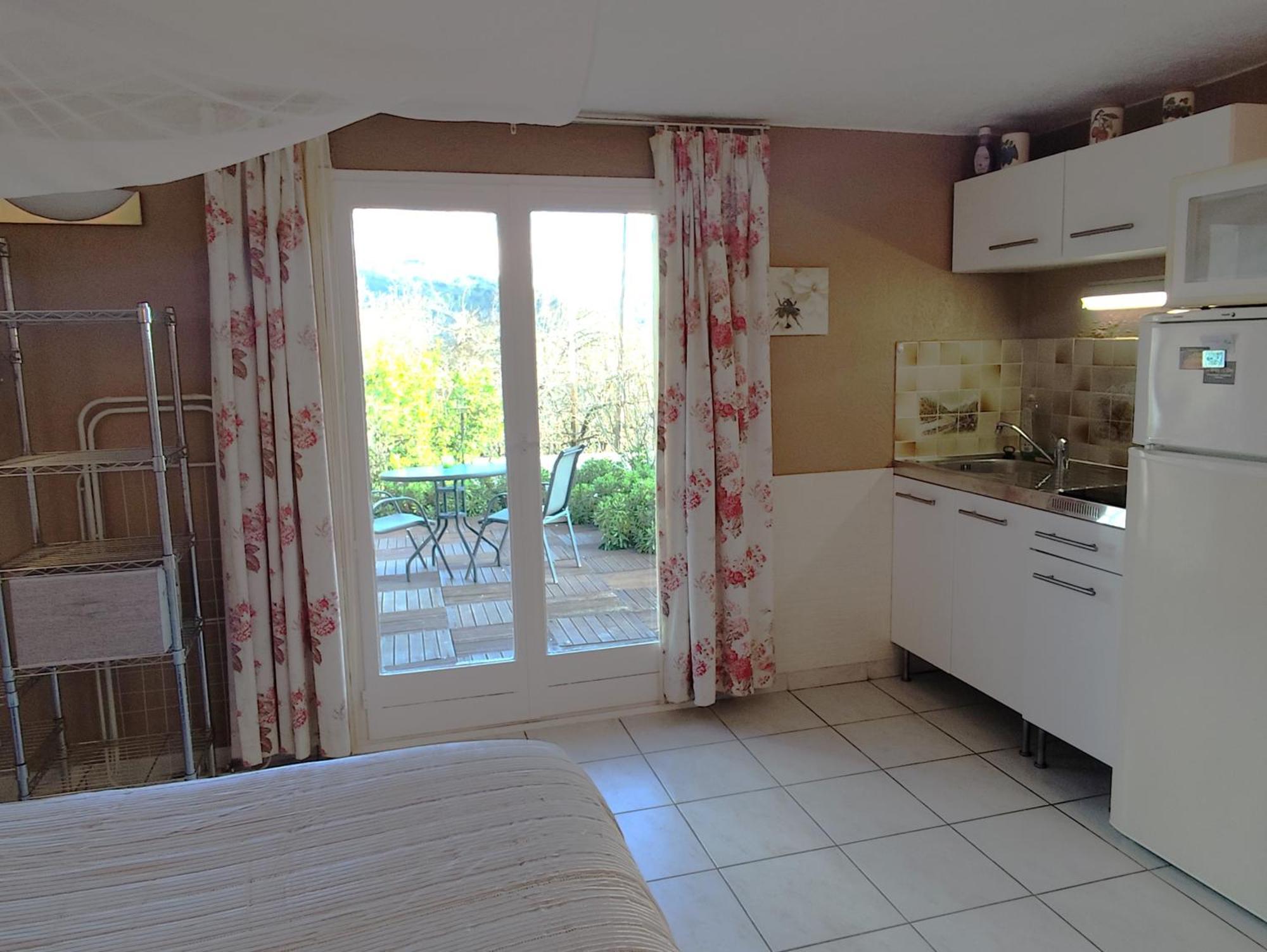 Studio Le Romantique A 20 Kms De Nice Bendéjun Exterior foto