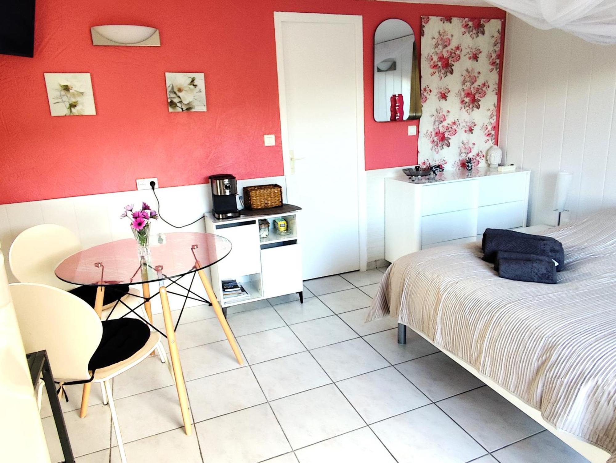 Studio Le Romantique A 20 Kms De Nice Bendéjun Exterior foto
